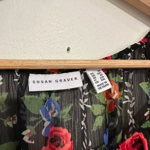 Susan Graver Women’s Blouse Floral Size 1x Long Sleeve Sheer - Picture 3 of 5